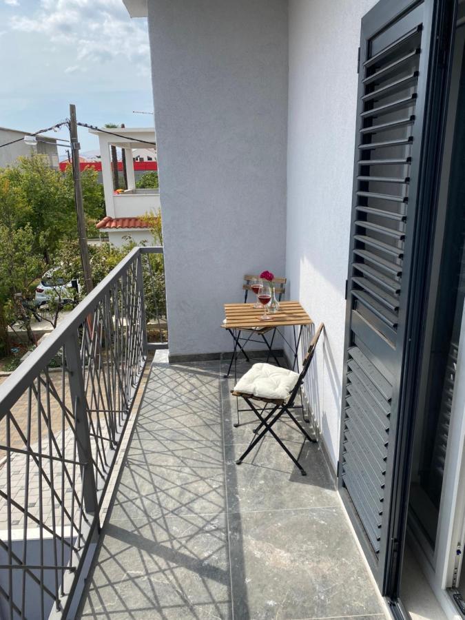 Apartments Ena Kaštela Екстериор снимка