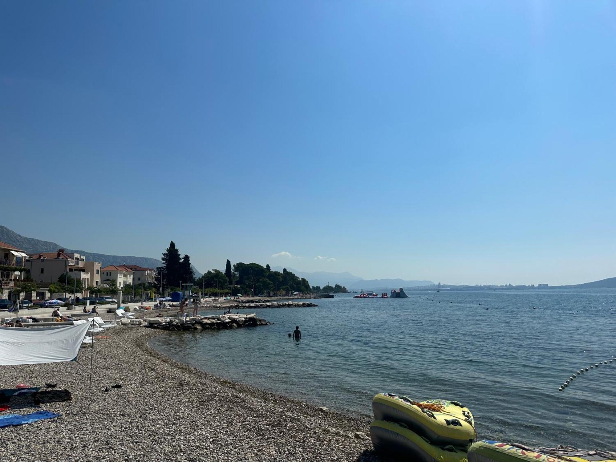 Apartments Ena Kaštela Екстериор снимка