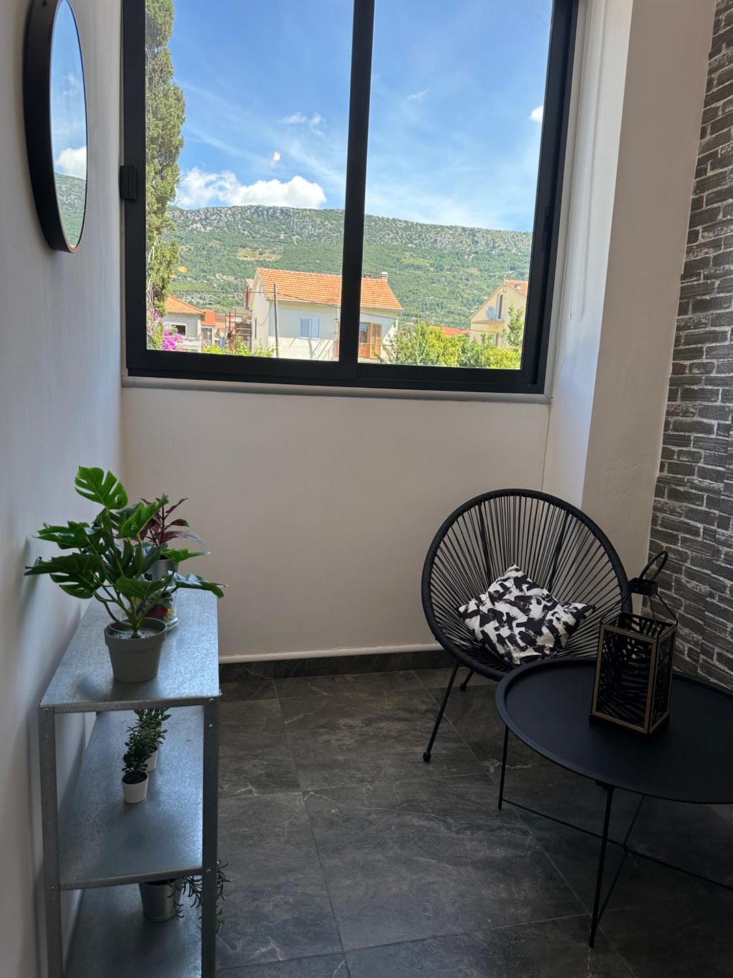 Apartments Ena Kaštela Екстериор снимка