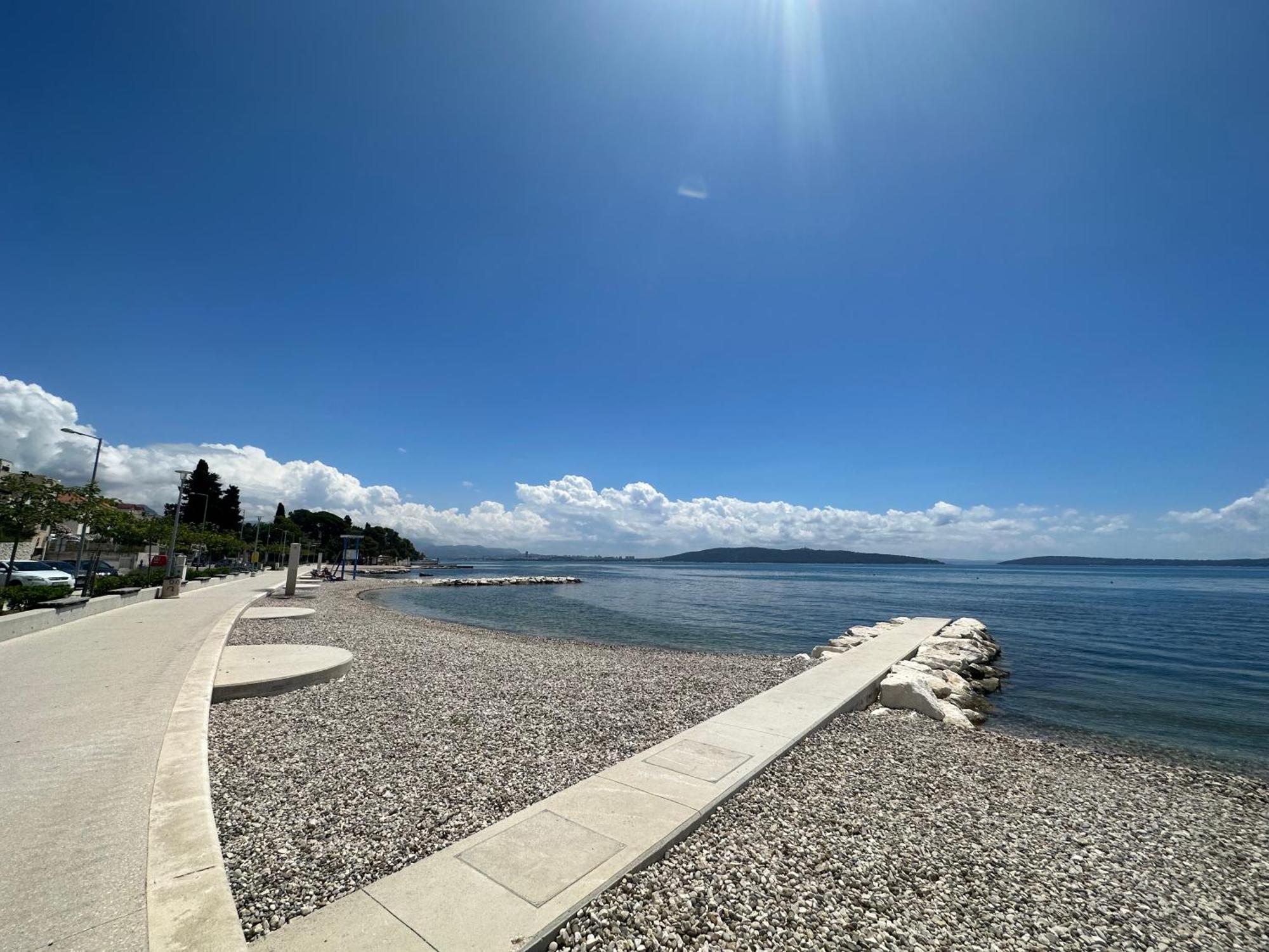 Apartments Ena Kaštela Екстериор снимка
